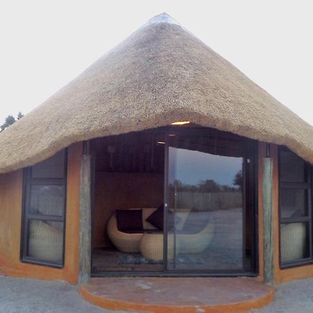 Omupumba Ongula Village Homestead Lodge חדר תמונה