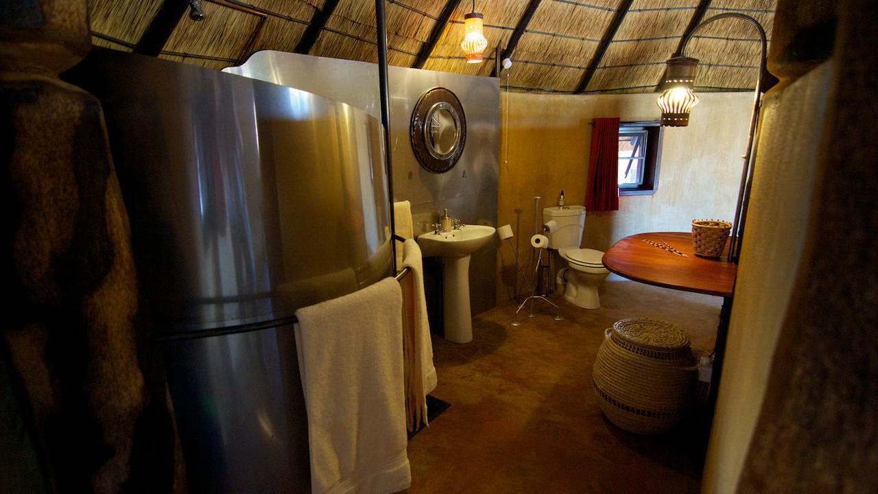 Omupumba Ongula Village Homestead Lodge חדר תמונה